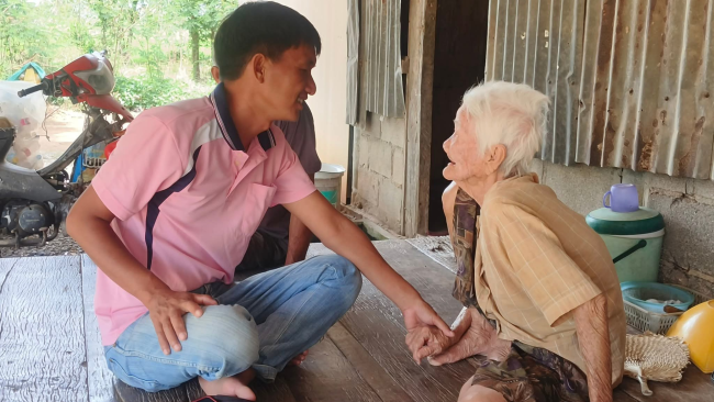 HIV home care in Thailand